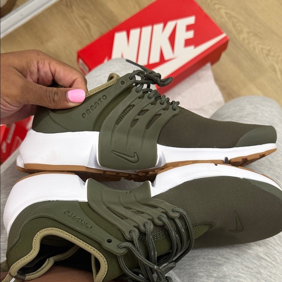 Nike Men's Forest Green Sneakers Presto - Picture 7 of 8